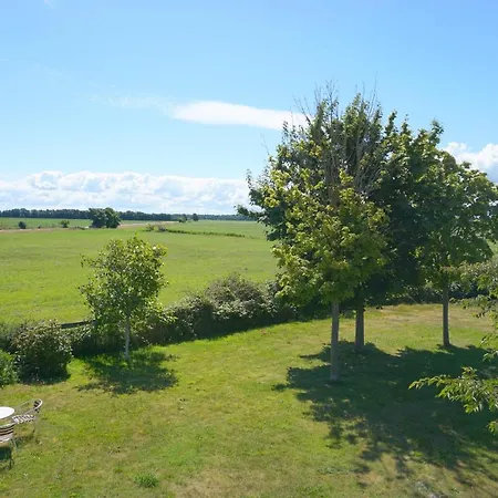 Haus Am Deich 아파트 프레로