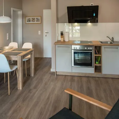 Haus Am Deich Apartament *