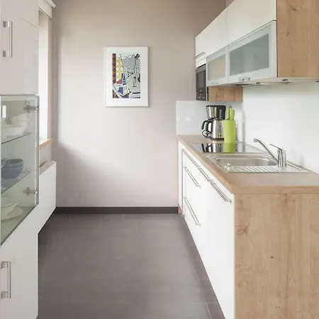 Haus Am Deich 아파트 프레로