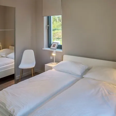 Haus Am Deich 아파트